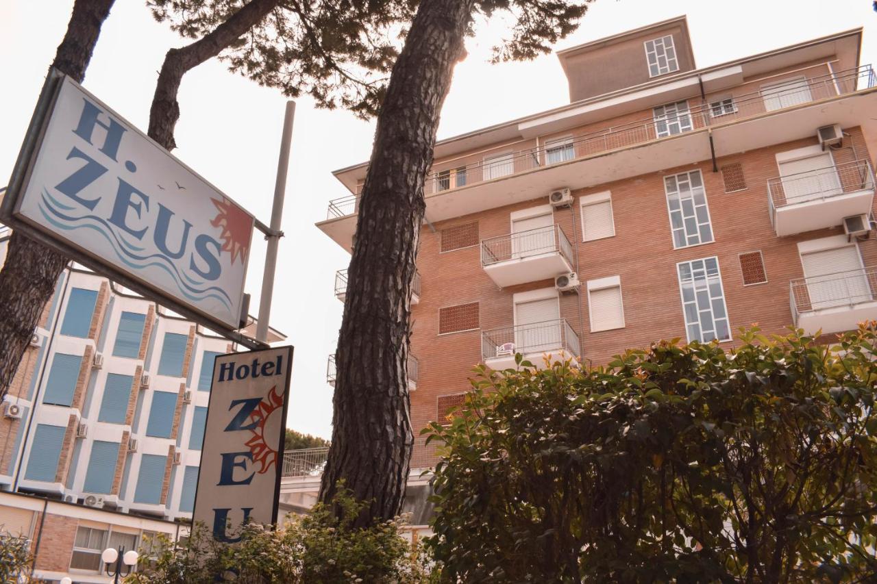 Hotel Zeus Cervia Kültér fotó